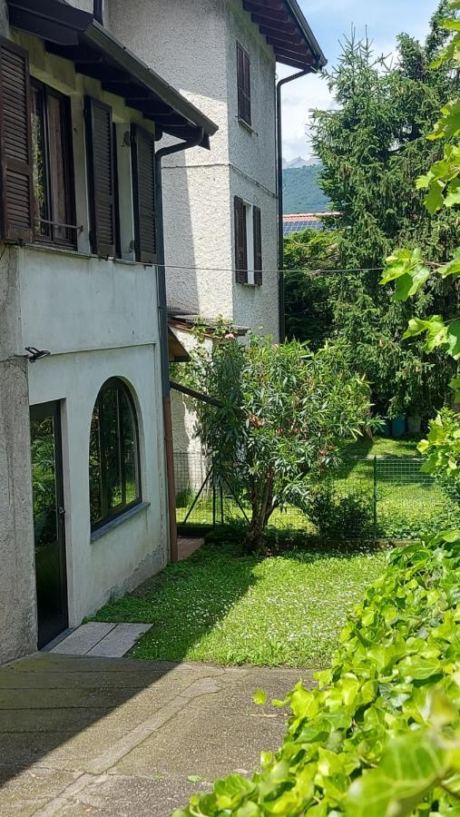 La Casa Del Nonno Franco Colico Exterior foto